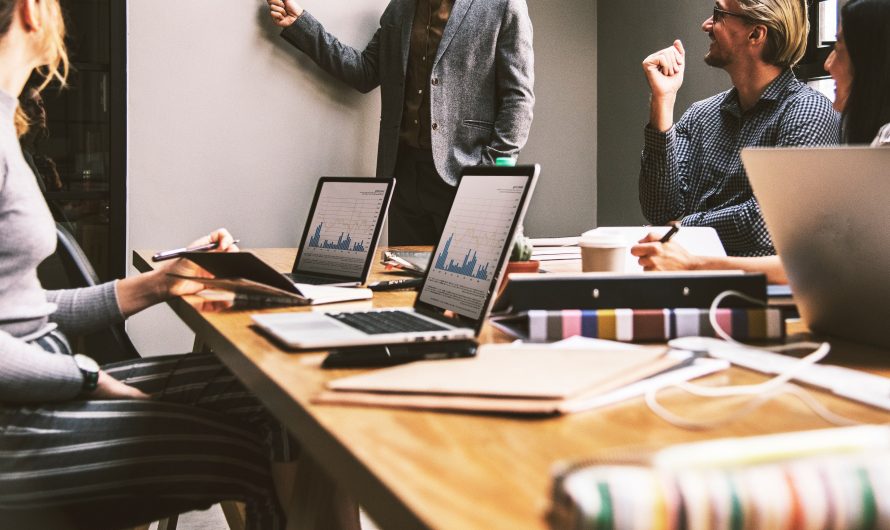 ¿ESTAS CONSTRUYENDO UNA EMPRESA O UN EMPLEO DEL QUE NO PUEDES SALIR?